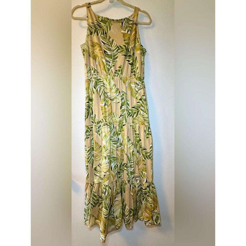 SOHO Beige Maxi Dress with Green Leaf Print and Ruffle V-Neckline - Picture 3 of 3